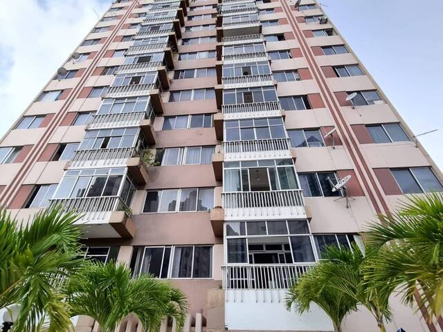 #DI002 - Apartamento para Venda em Salvador - BA