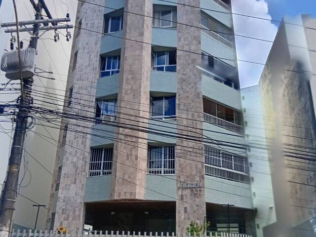 #1081 - Apartamento para Venda em Salvador - BA