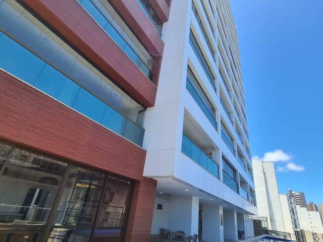 #ITJ009 - Apartamento para Venda em Salvador - BA
