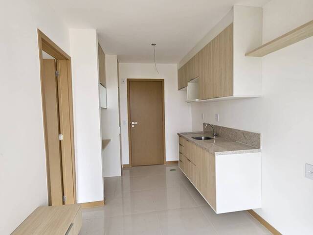 Apartamento para Venda em Salvador - 5