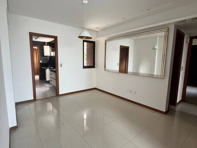 Apartamento para Venda em Salvador - 5