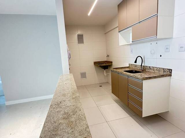 #ITJ018 - Apartamento para Venda em Salvador - BA