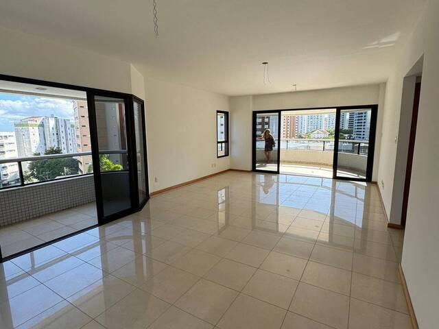 #ICMP008 - Apartamento para Venda em Salvador - BA