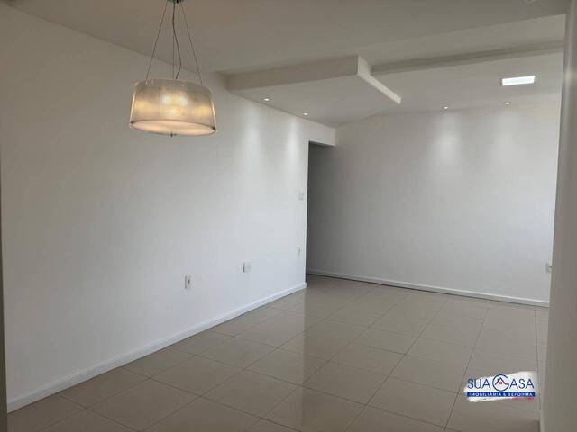 Apartamento para Venda em Salvador - 4