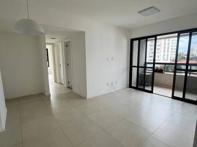 Apartamento para Venda em Salvador - 5