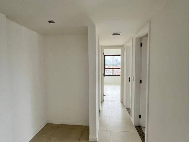Apartamento para Venda em Salvador - 4