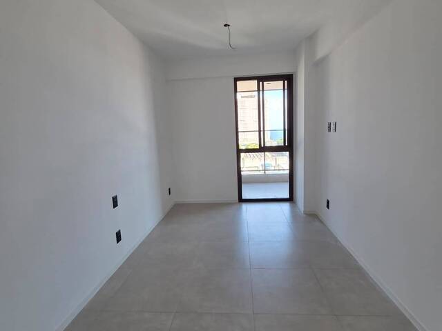 Apartamento para Venda em Salvador - 4