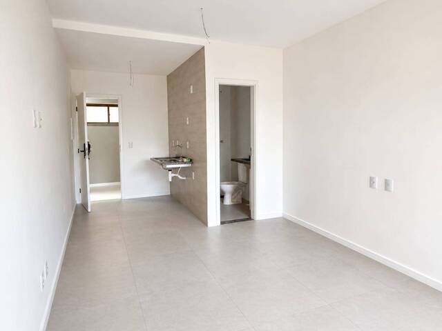 Apartamento para Venda em Salvador - 4