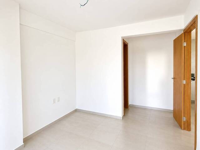Apartamento para Venda em Salvador - 4