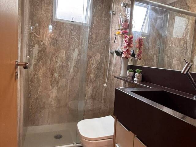 Apartamento para Venda em Lauro de Freitas - 5