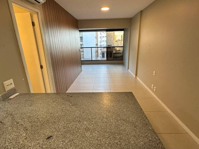 Apartamento para Venda em Salvador - 2