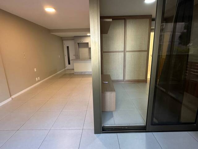 Apartamento para Venda em Salvador - 5